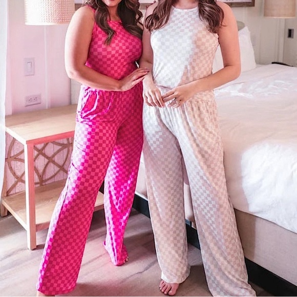 ☃️BOGO50%☃️🆕🤍JESS LEA: NEUTRAL Check Yourself Checkered Lounge Set LARGE - Picture 3 of 6